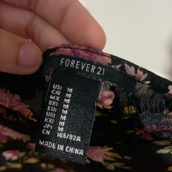 Top - Picture 2 of 2